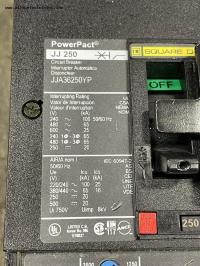 photo of MCCB29520