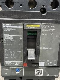 photo of MCCB29680