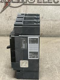 photo of MCCB29680