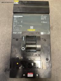 photo of MCCB29978