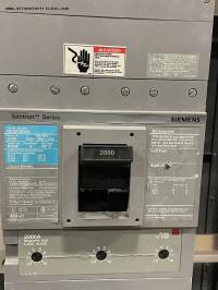 photo of MCCB30099